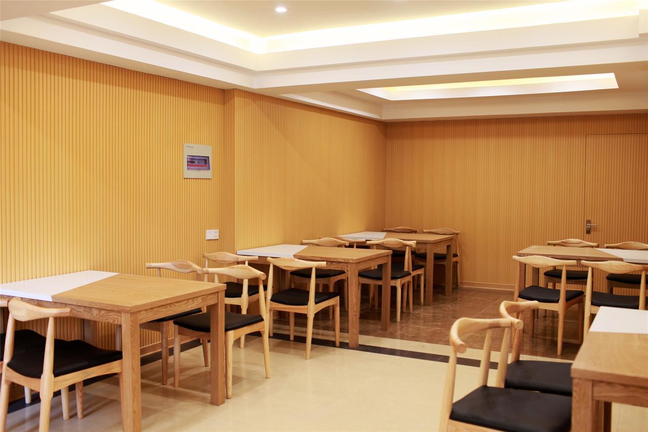 Greentree Inn Zhengzhou Xinzheng City Longhu Town Xiangyun Road Express Hotel מראה חיצוני תמונה