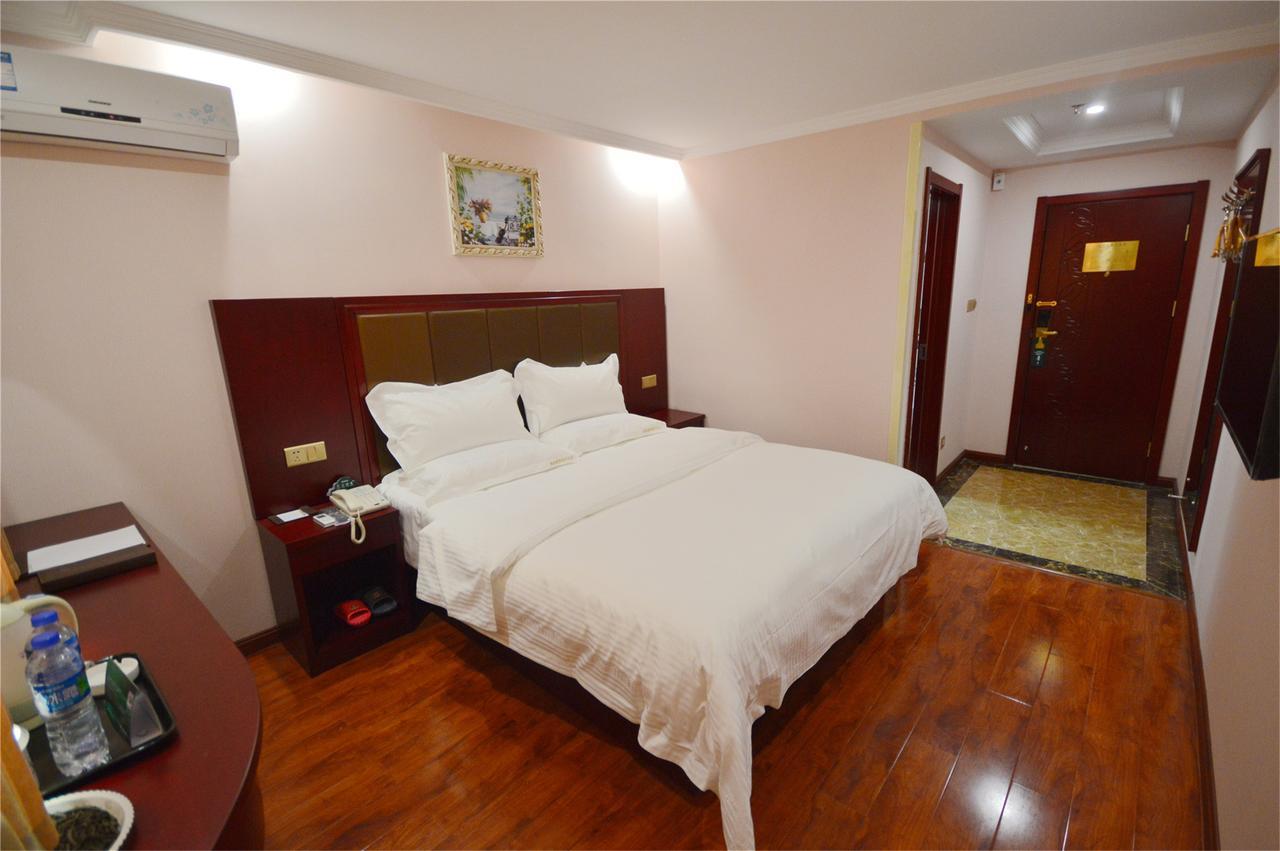 Greentree Inn Zhengzhou Xinzheng City Longhu Town Xiangyun Road Express Hotel מראה חיצוני תמונה