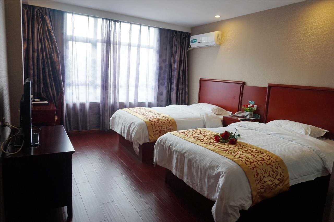 Greentree Inn Zhengzhou Xinzheng City Longhu Town Xiangyun Road Express Hotel מראה חיצוני תמונה