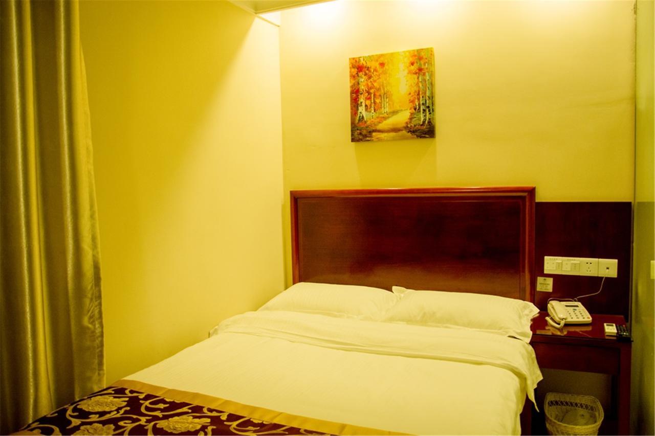 Greentree Inn Zhengzhou Xinzheng City Longhu Town Xiangyun Road Express Hotel מראה חיצוני תמונה
