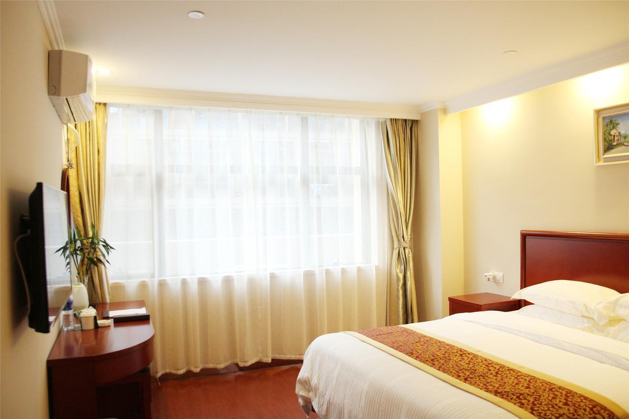Greentree Inn Zhengzhou Xinzheng City Longhu Town Xiangyun Road Express Hotel מראה חיצוני תמונה